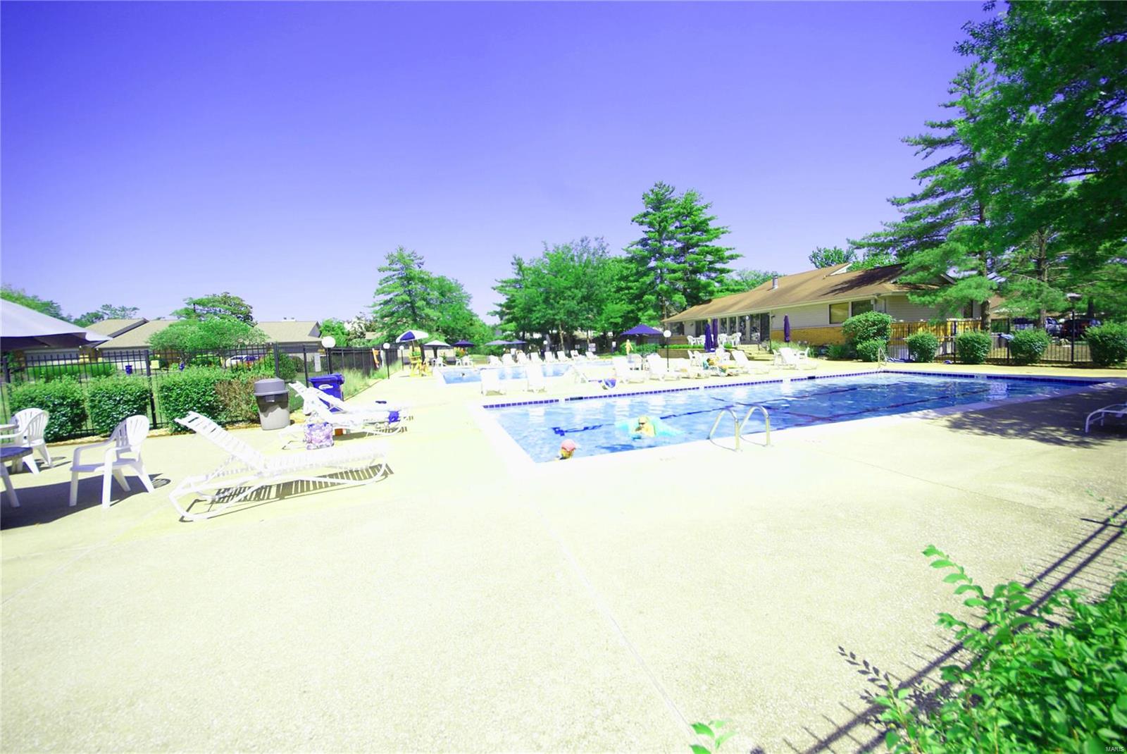 Treetop Condo Ph II - Residential