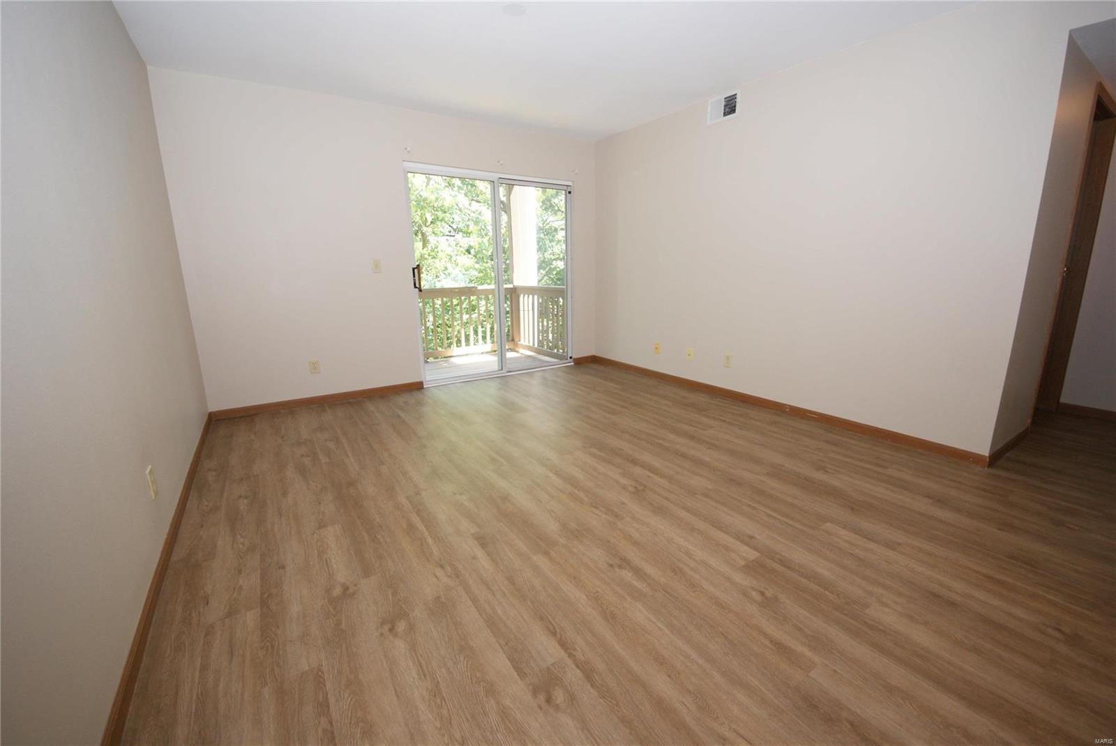 Treetop Condo Ph II - Residential