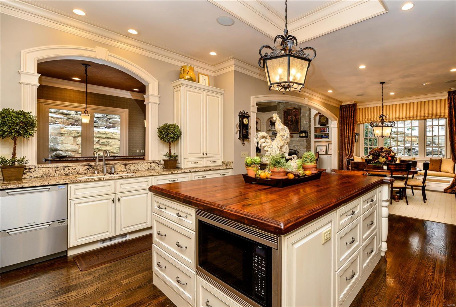 Shepard Oaks - Residential