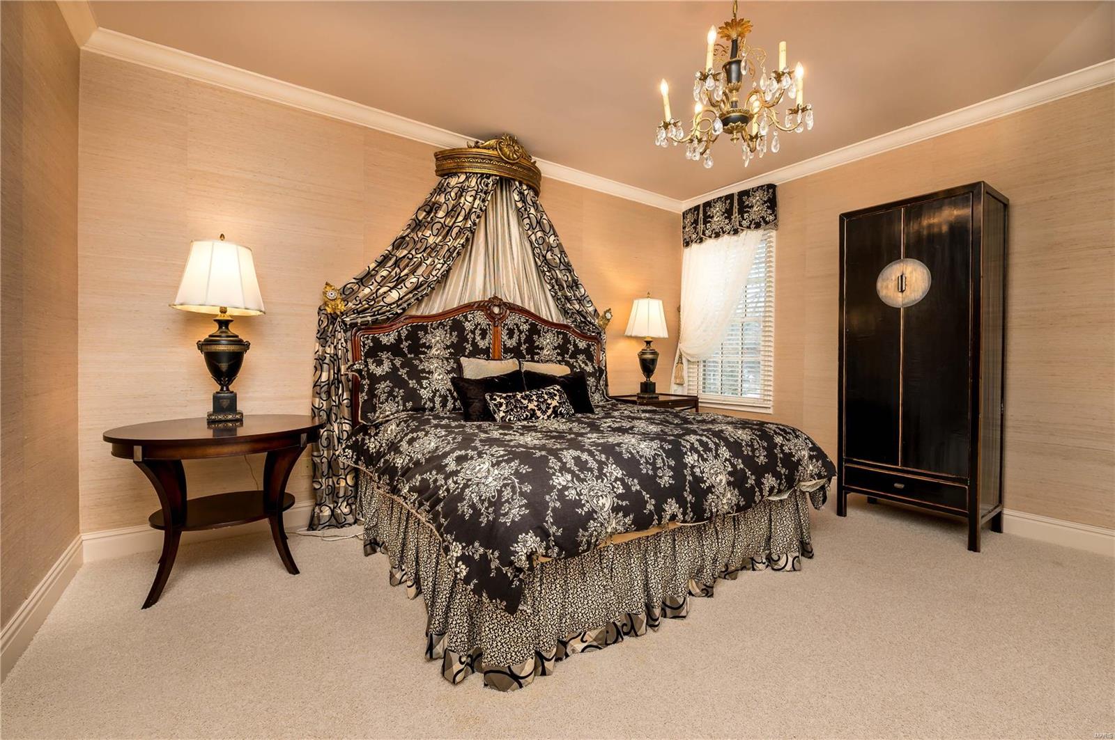 Shepard Oaks - Residential