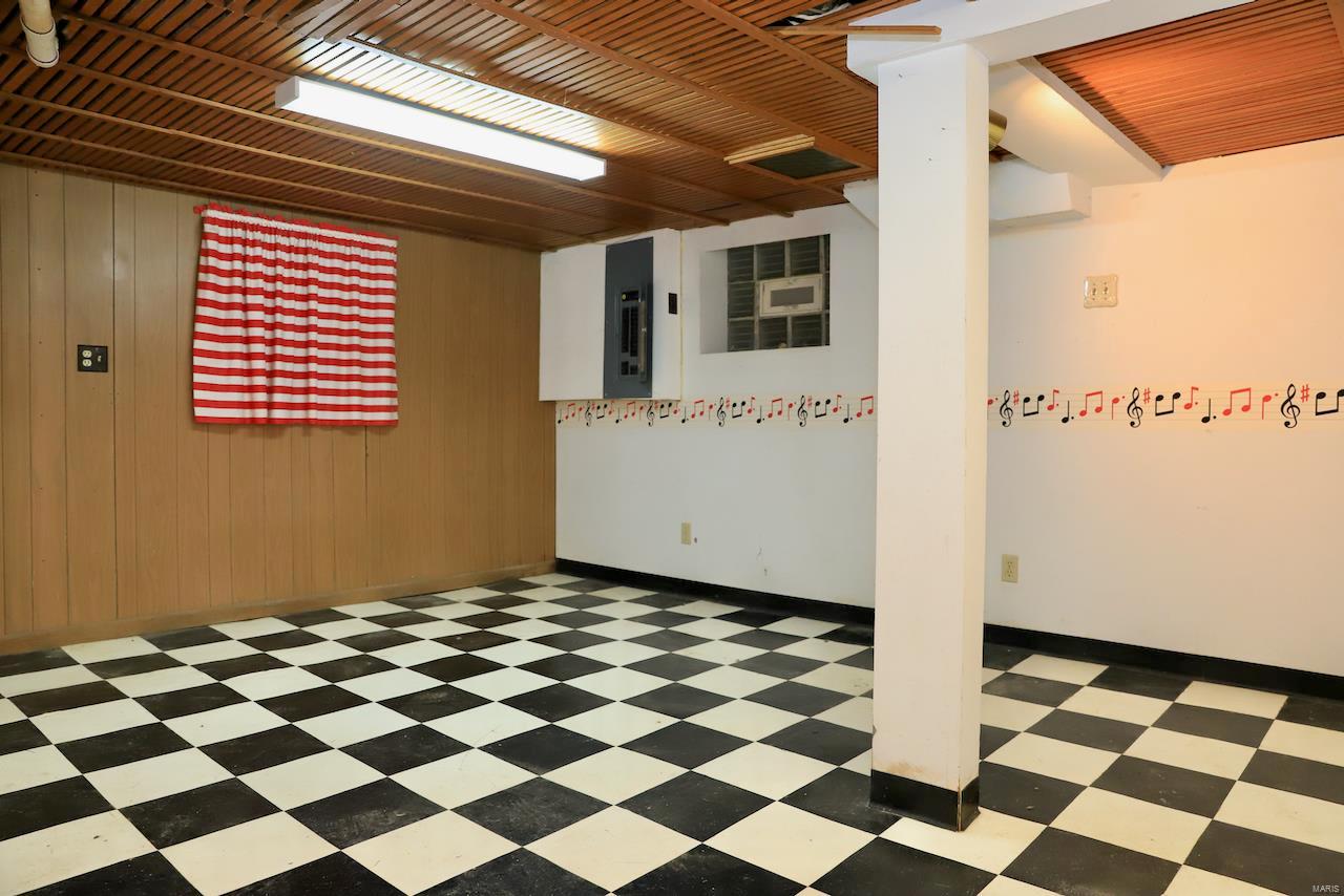 Holly Hills - Residential