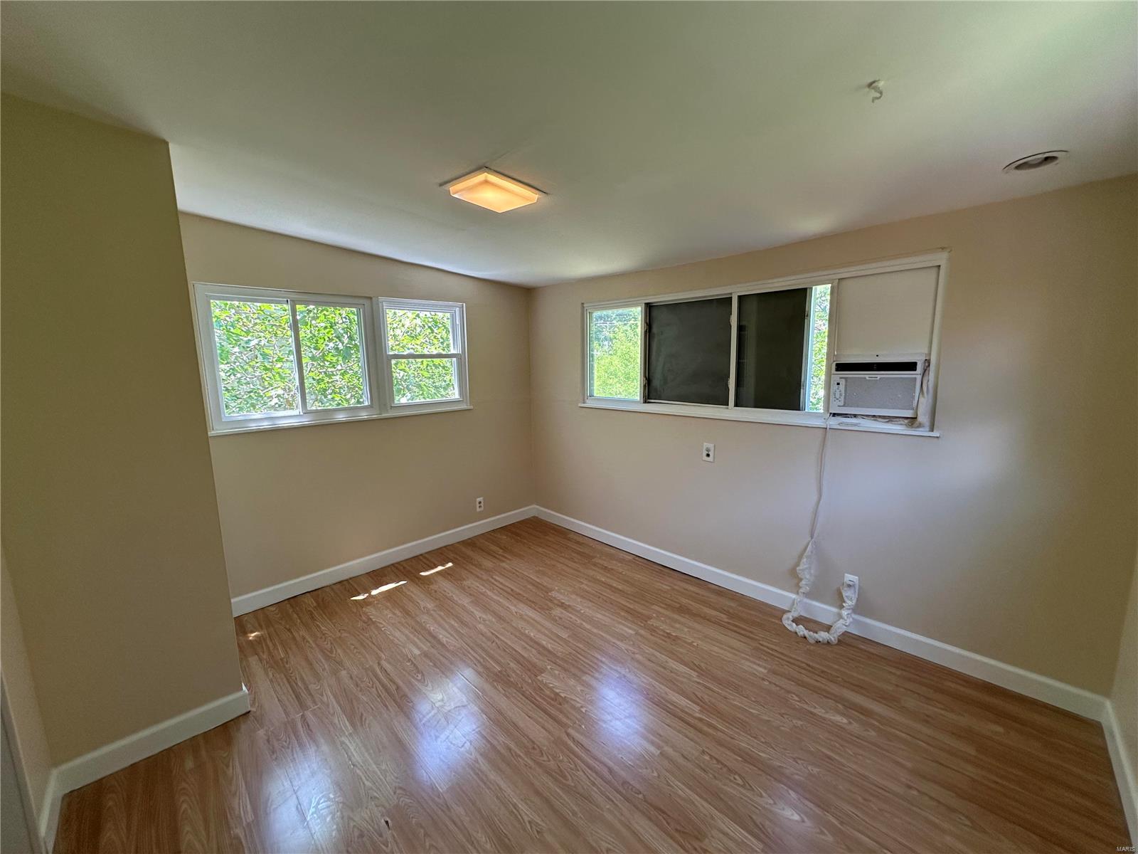 St Louis, Missouri 63116, United States, 1 Bedroom Bedrooms, ,1 BathroomBathrooms,Residential,Pending,41859