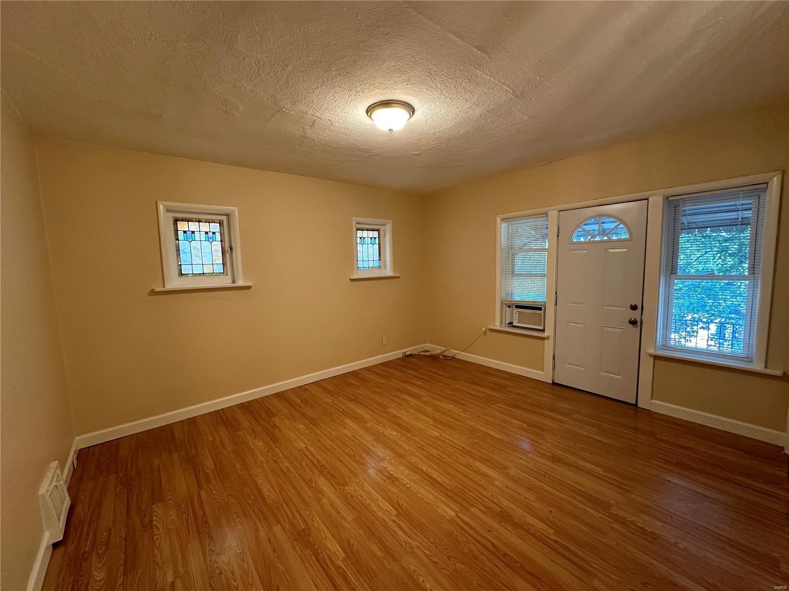 St Louis, Missouri 63116, United States, 1 Bedroom Bedrooms, ,1 BathroomBathrooms,Residential,Pending,41859