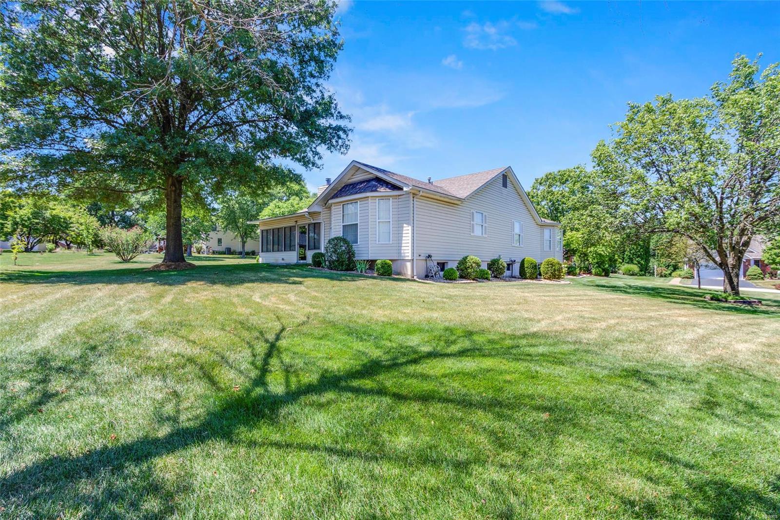 Williamsburg On The Green - Residential