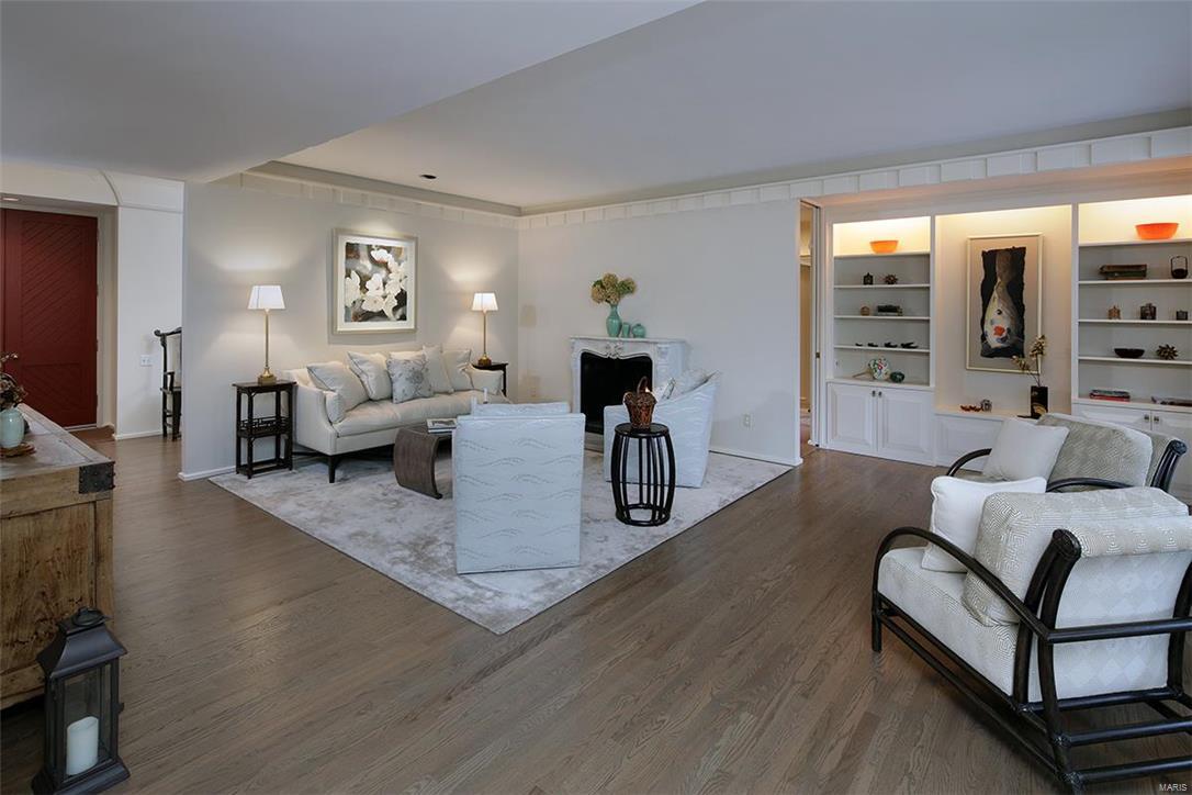 Greenbriar Lts 14 & 16 & Lt Pt 12 & - Residential