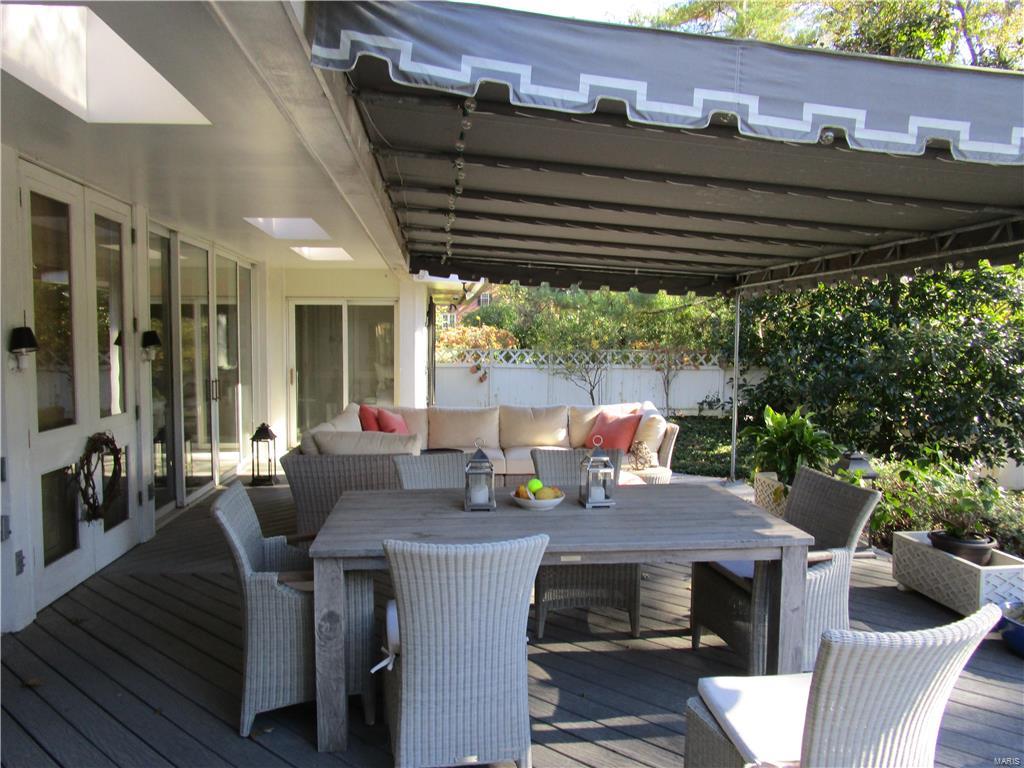 Greenbriar Lts 14 & 16 & Lt Pt 12 & - Residential