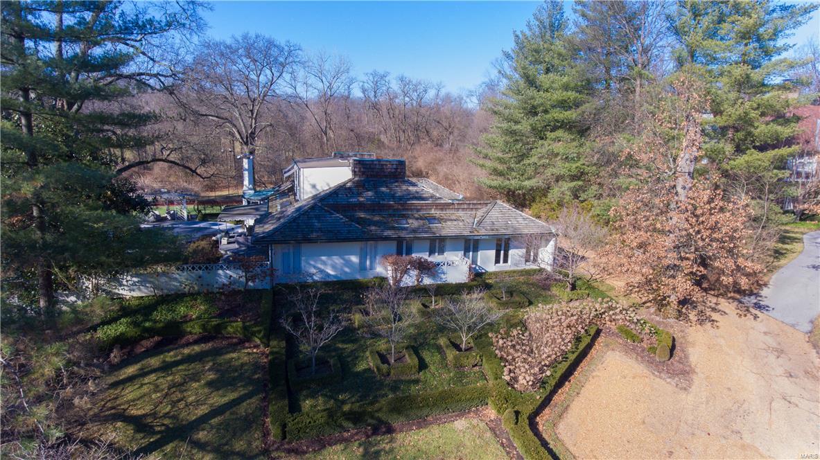 Greenbriar Lts 14 & 16 & Lt Pt 12 & - Residential