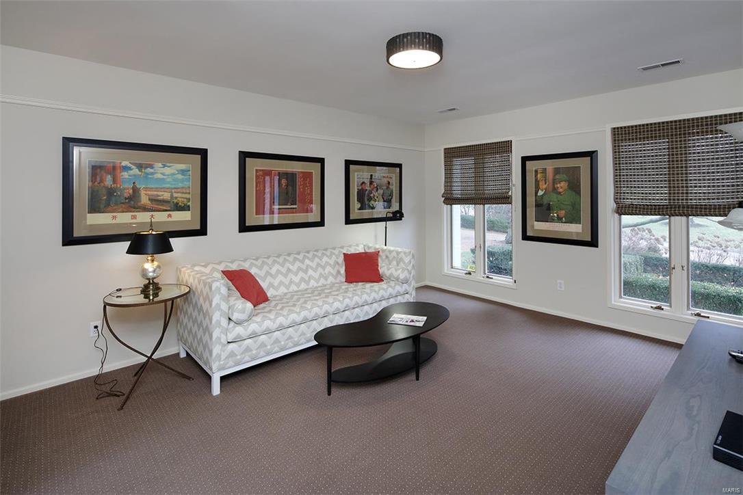 Greenbriar Lts 14 & 16 & Lt Pt 12 & - Residential