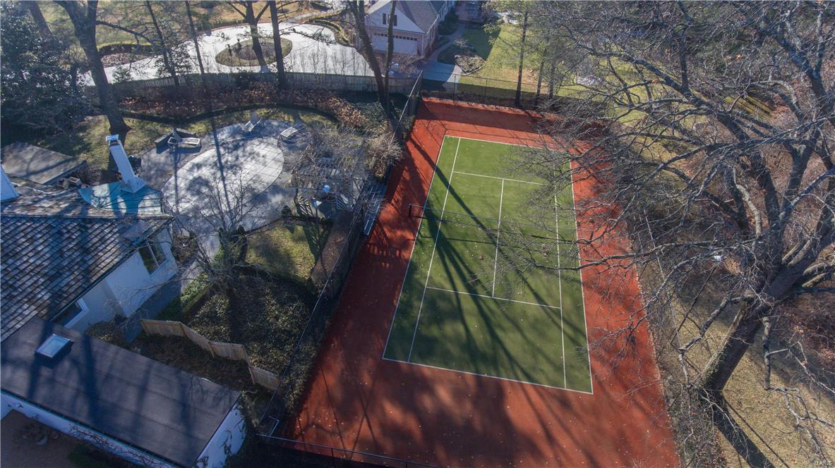 Greenbriar Lts 14 & 16 & Lt Pt 12 & - Residential