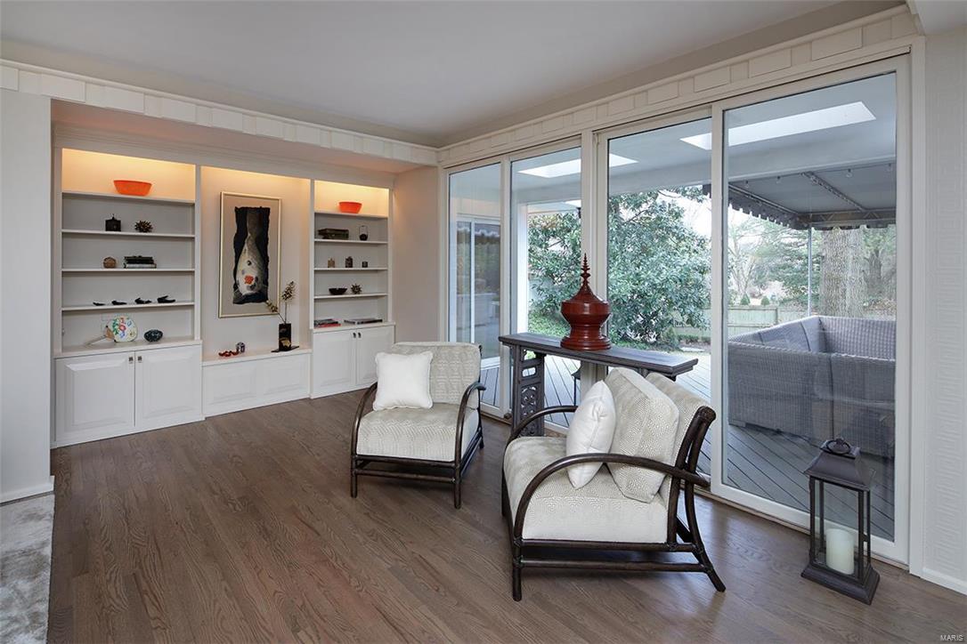 Greenbriar Lts 14 & 16 & Lt Pt 12 & - Residential