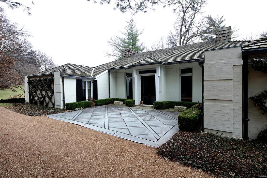 Greenbriar Lts 14 & 16 & Lt Pt 12 & - Residential