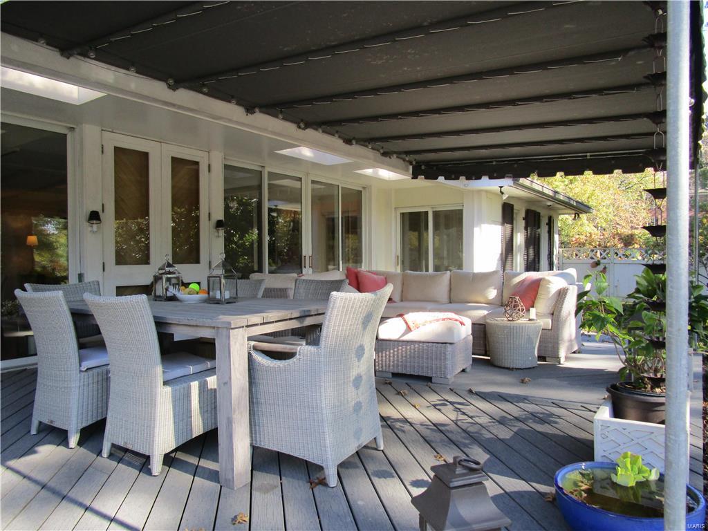 Greenbriar Lts 14 & 16 & Lt Pt 12 & - Residential