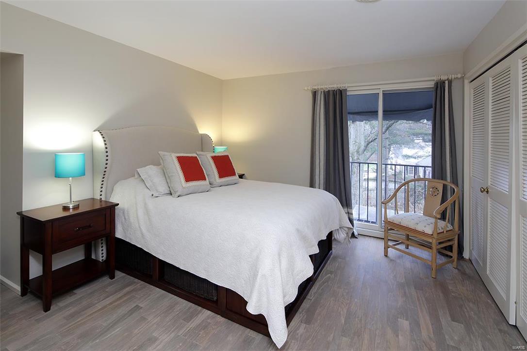 Greenbriar Lts 14 & 16 & Lt Pt 12 & - Residential