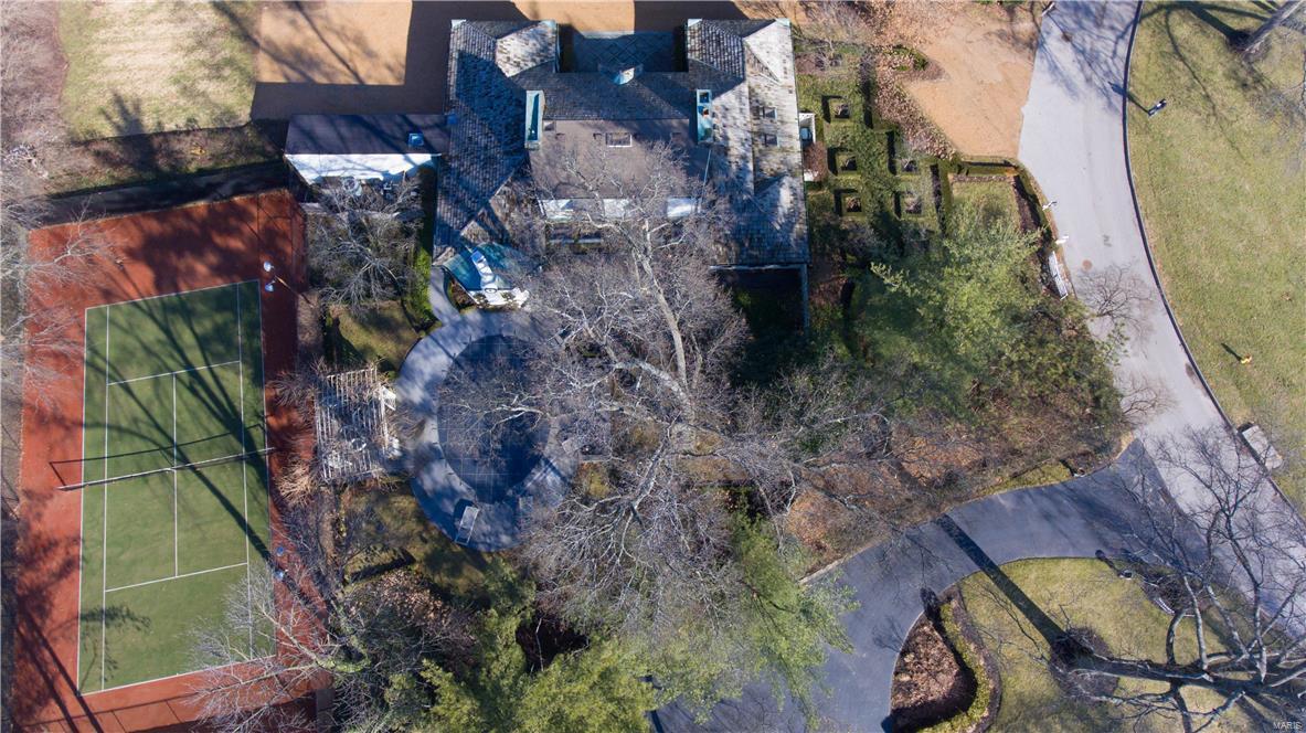 Greenbriar Lts 14 & 16 & Lt Pt 12 & - Residential