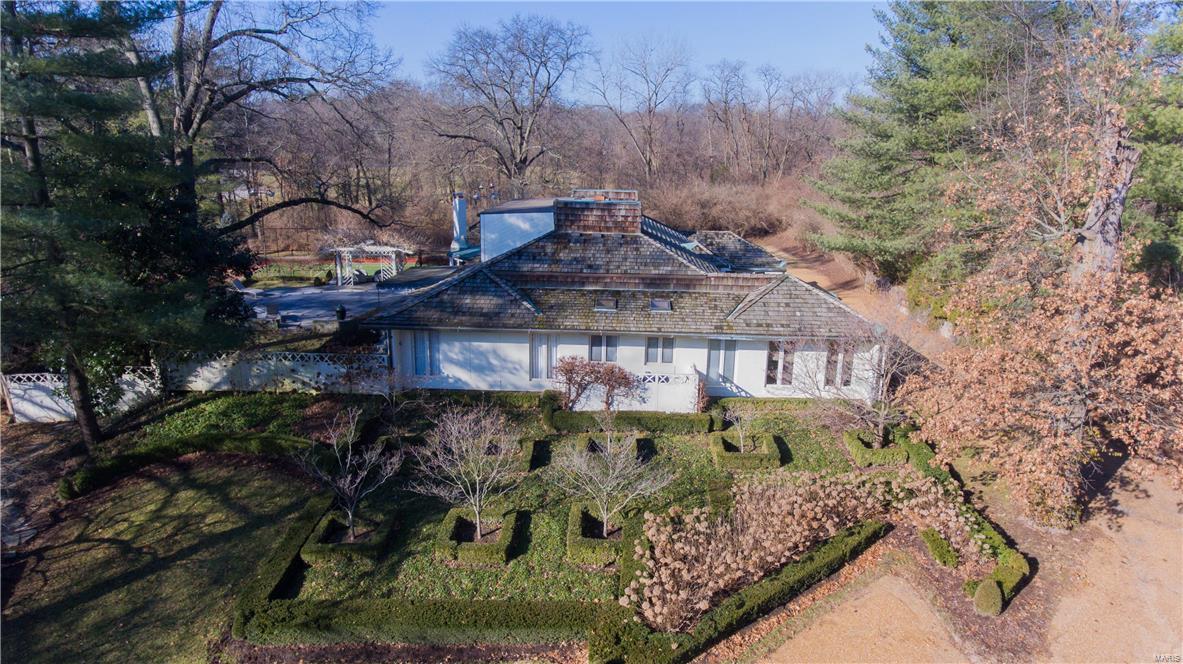 Greenbriar Lts 14 & 16 & Lt Pt 12 & - Residential