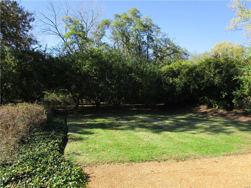 Greenbriar Lts 14 & 16 & Lt Pt 12 & - Residential