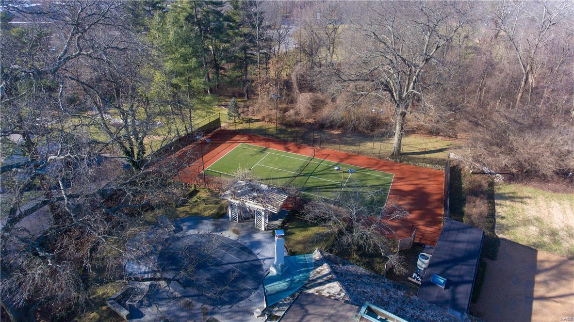 Greenbriar Lts 14 & 16 & Lt Pt 12 & - Residential