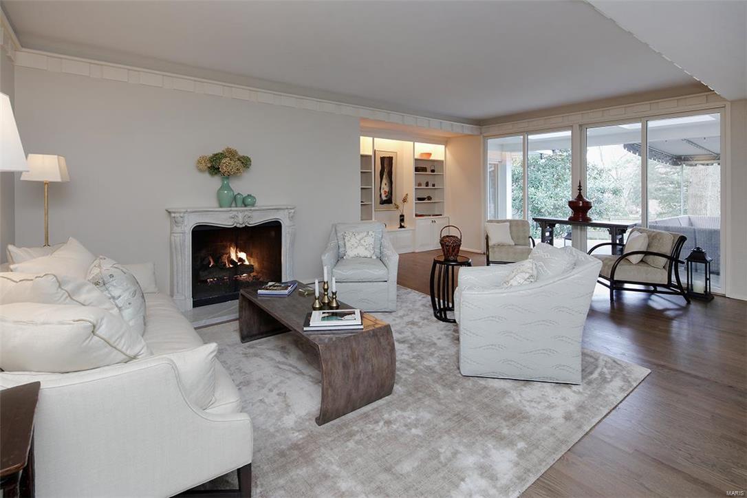 Greenbriar Lts 14 & 16 & Lt Pt 12 & - Residential