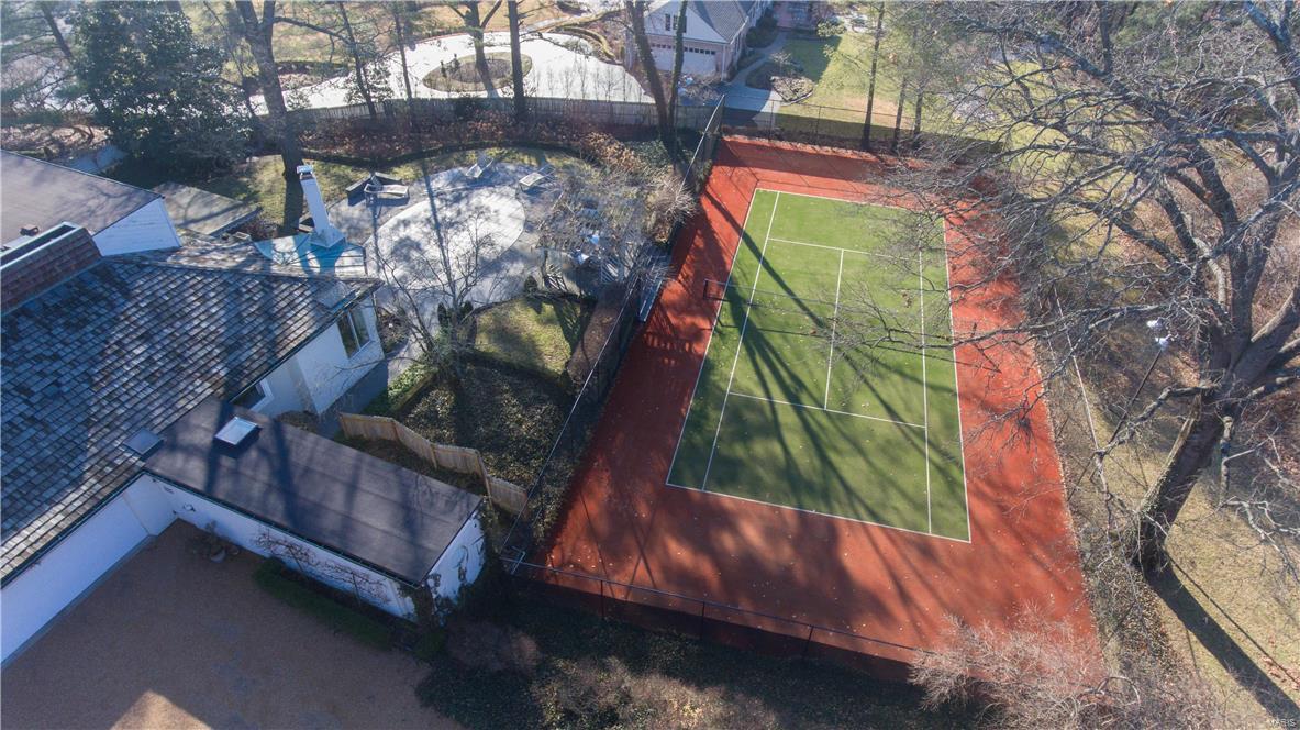 Greenbriar Lts 14 & 16 & Lt Pt 12 & - Residential