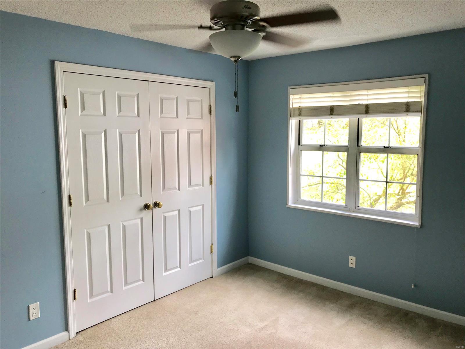 Brentwood Forest Condo - Residential