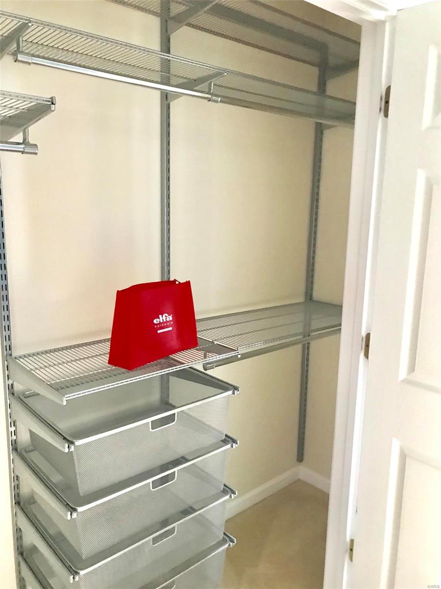 Brentwood Forest Condo - Residential