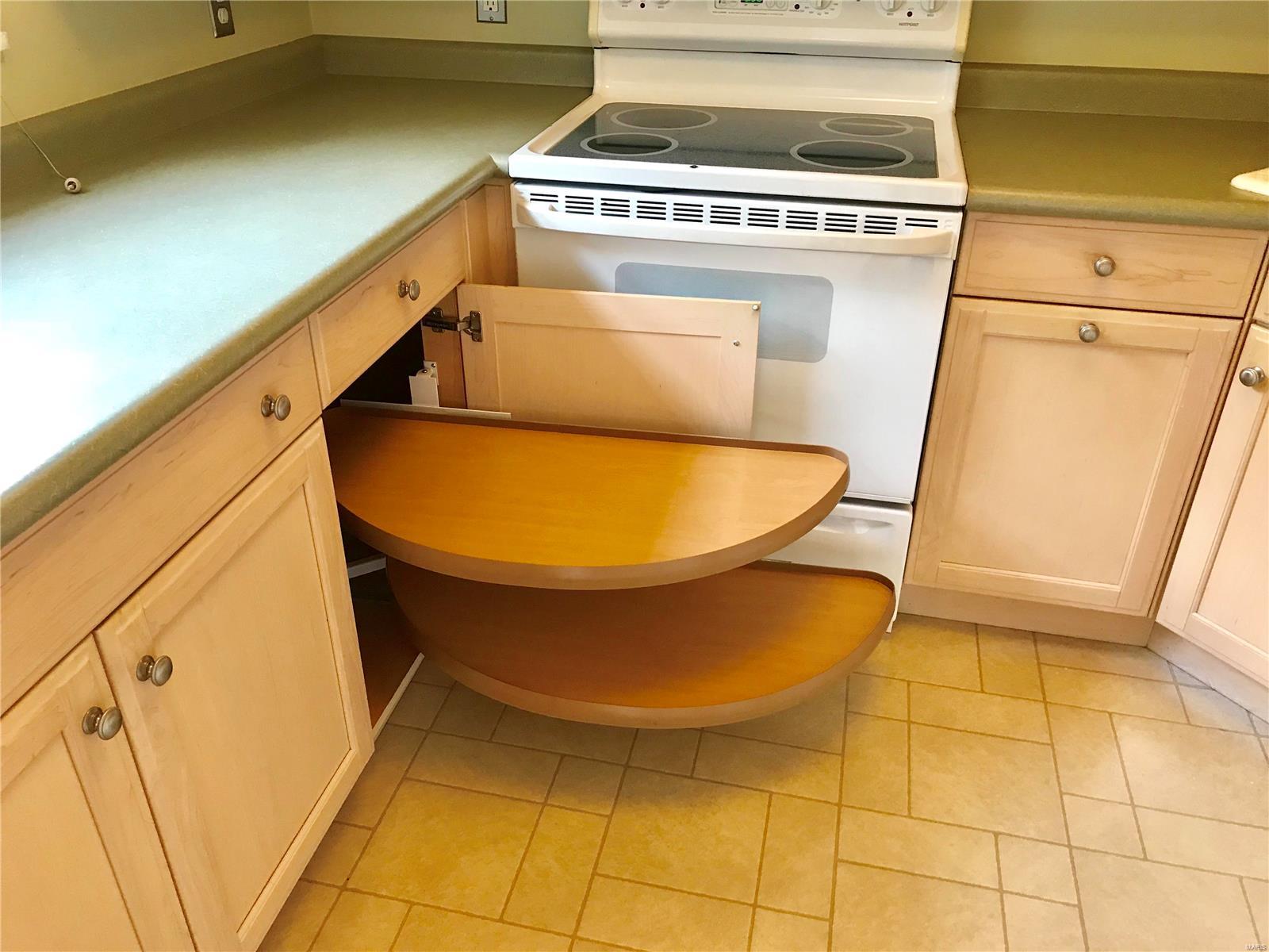 Brentwood Forest Condo - Residential