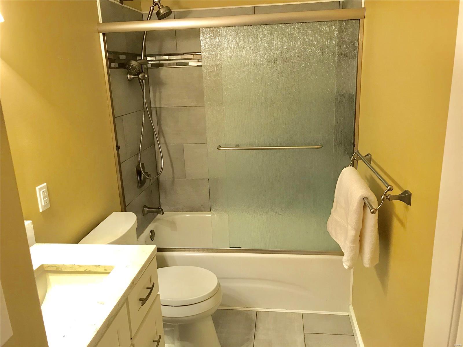 Brentwood Forest Condo - Residential