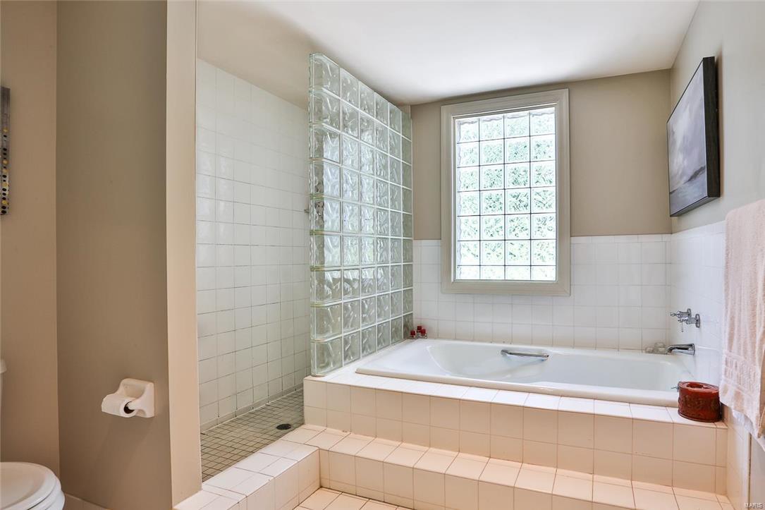 Taylor Place Twnhse - Residential