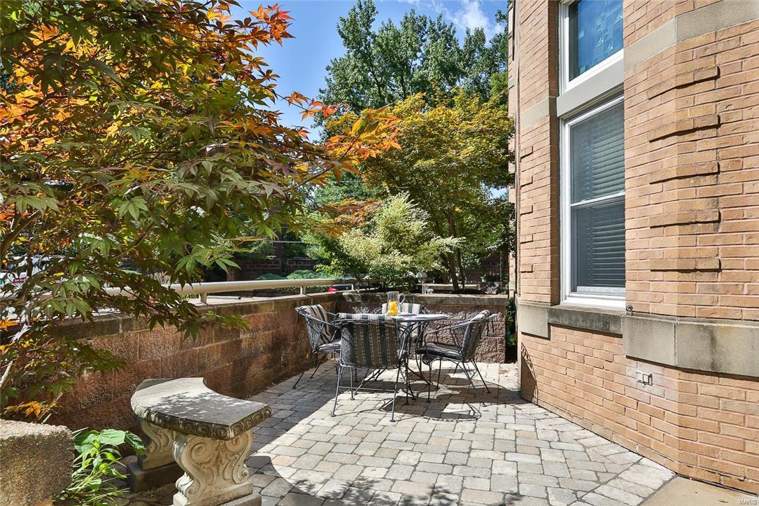 Taylor Place Twnhse - Residential