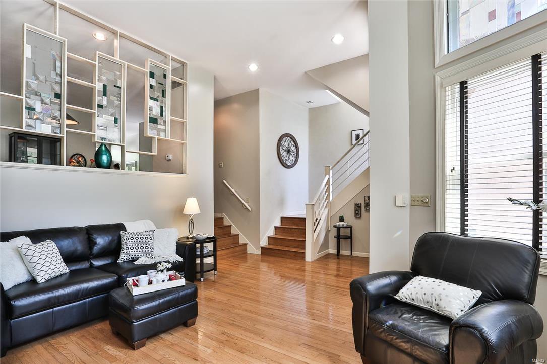 Taylor Place Twnhse - Residential