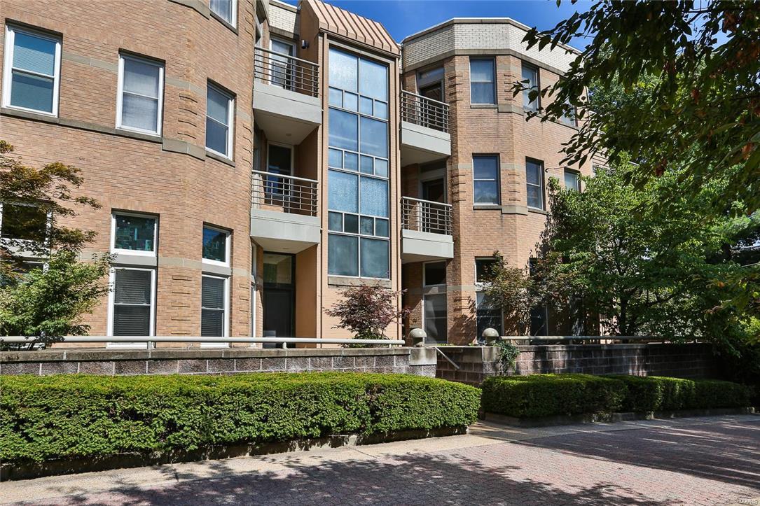 Taylor Place Twnhse - Residential