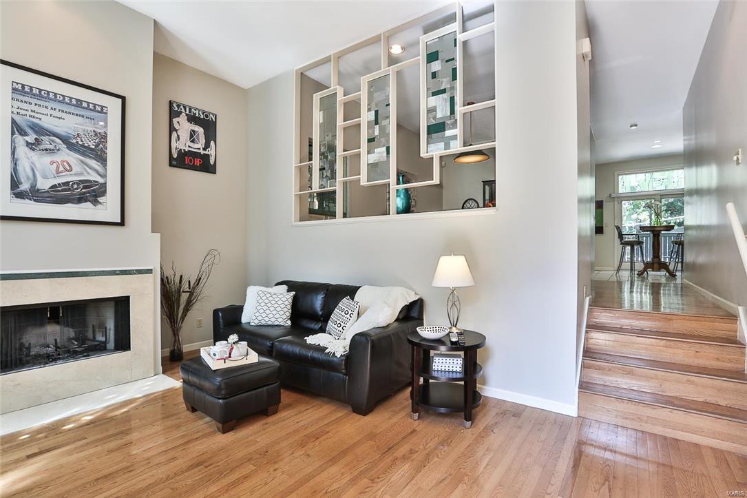 Taylor Place Twnhse - Residential