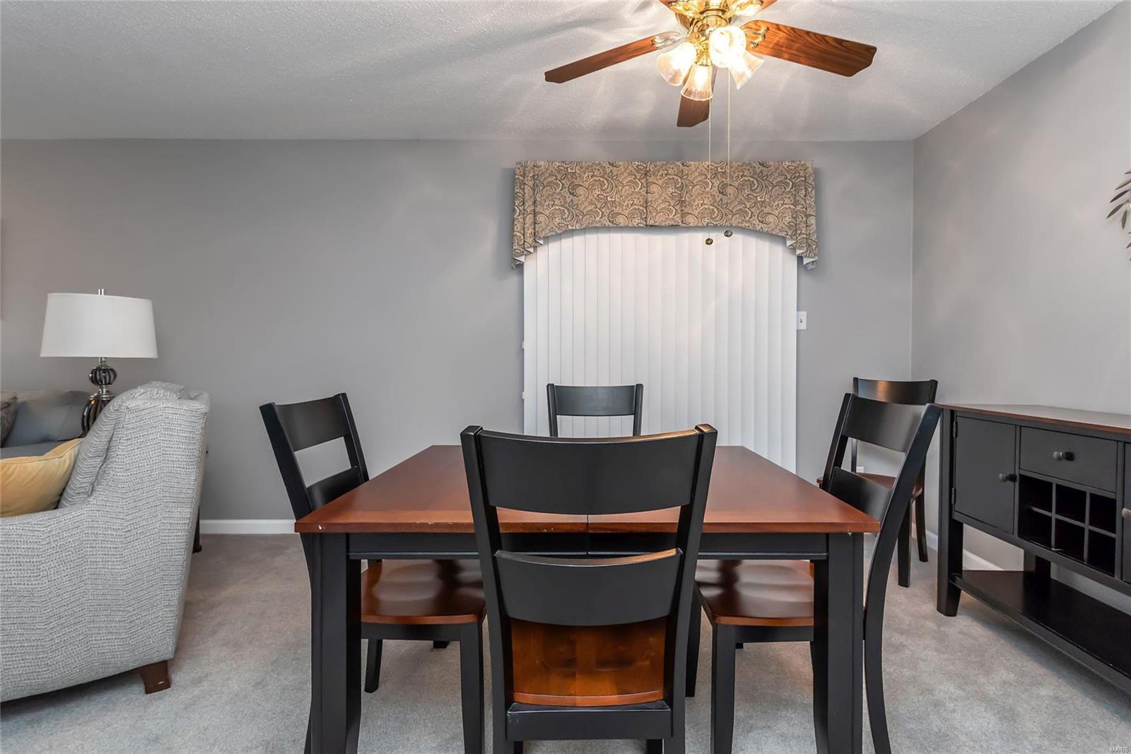 Spring Glen Condo Ph Twelve - Residential