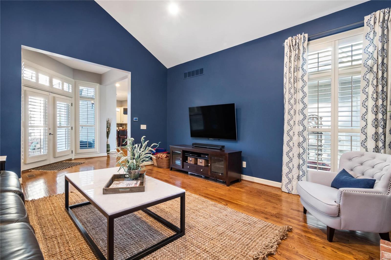 Country Lake Estates Drive - Residential