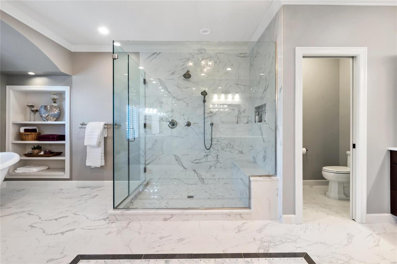 Country Lake Estates Drive - Residential