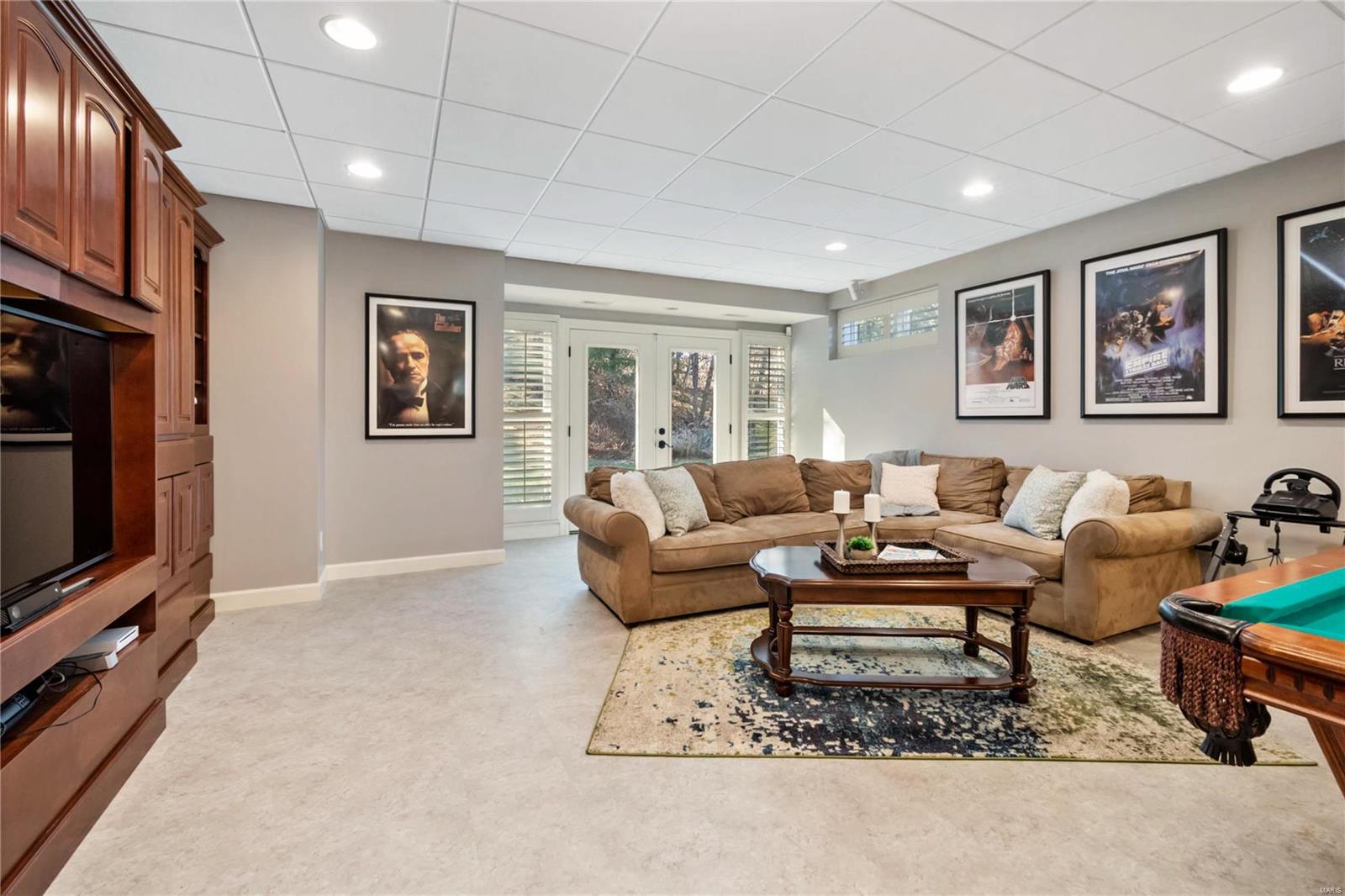 Country Lake Estates Drive - Residential