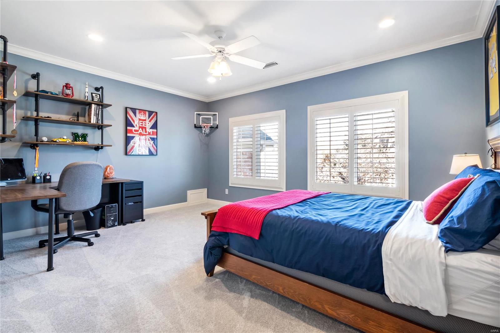 Country Lake Estates Drive - Residential