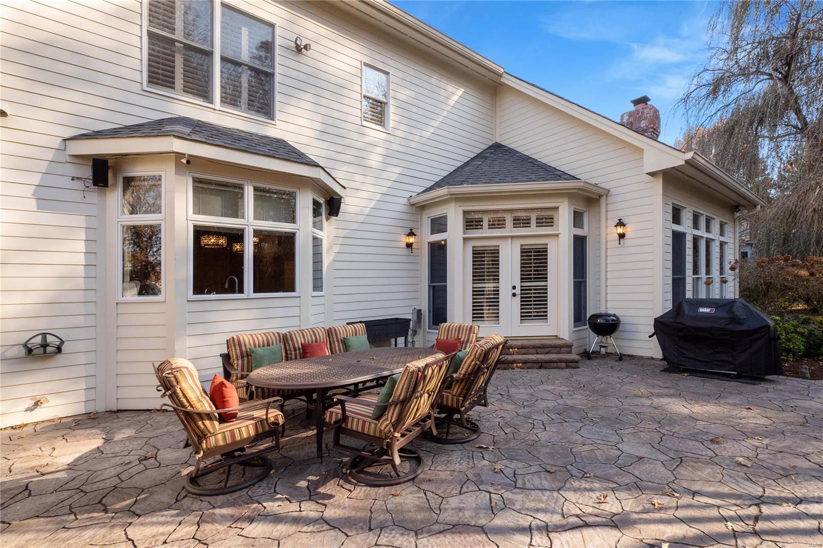 Country Lake Estates Drive - Residential