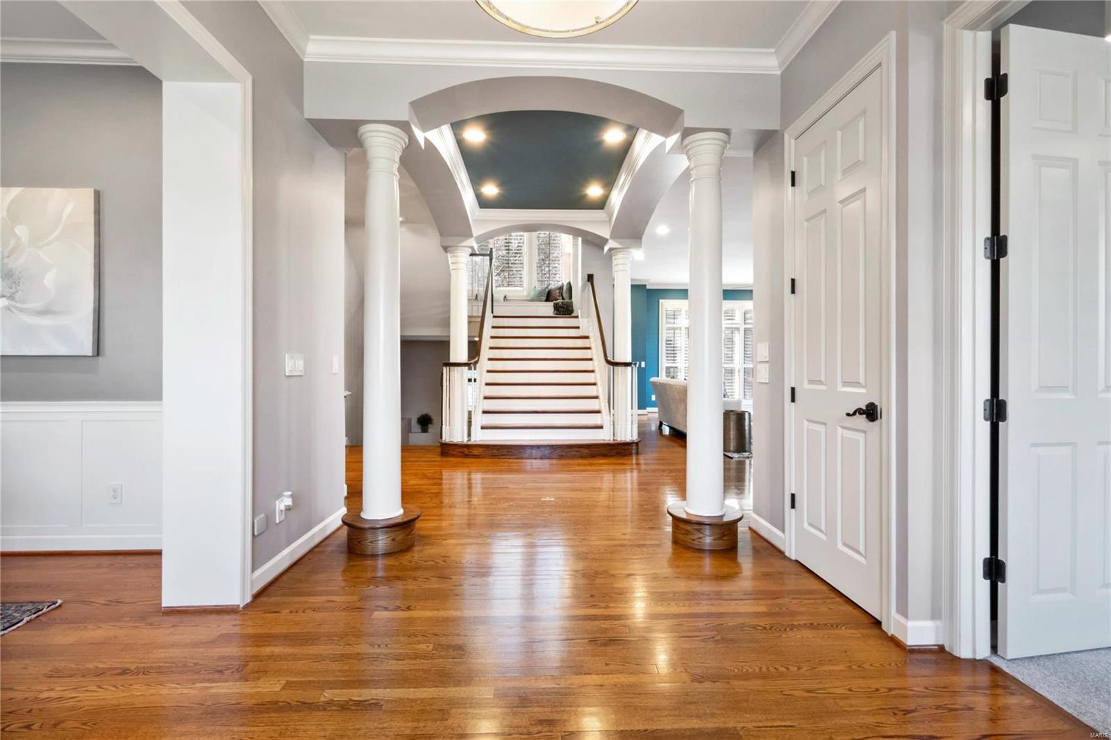 Country Lake Estates Drive - Residential