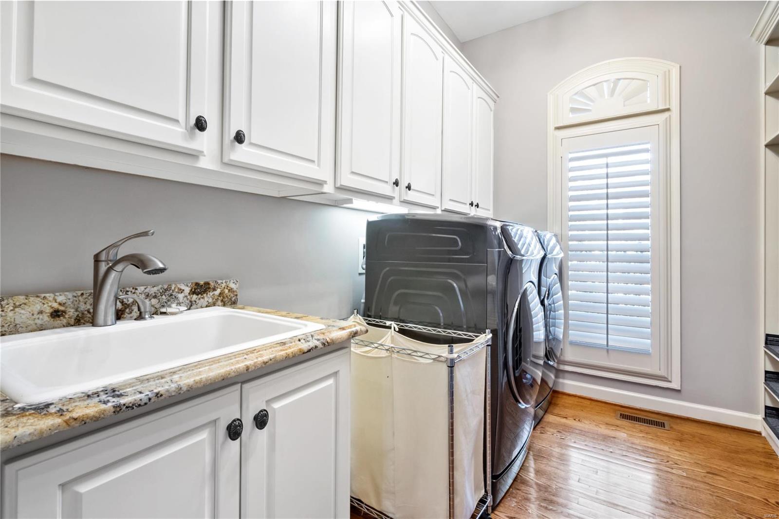 Country Lake Estates Drive - Residential