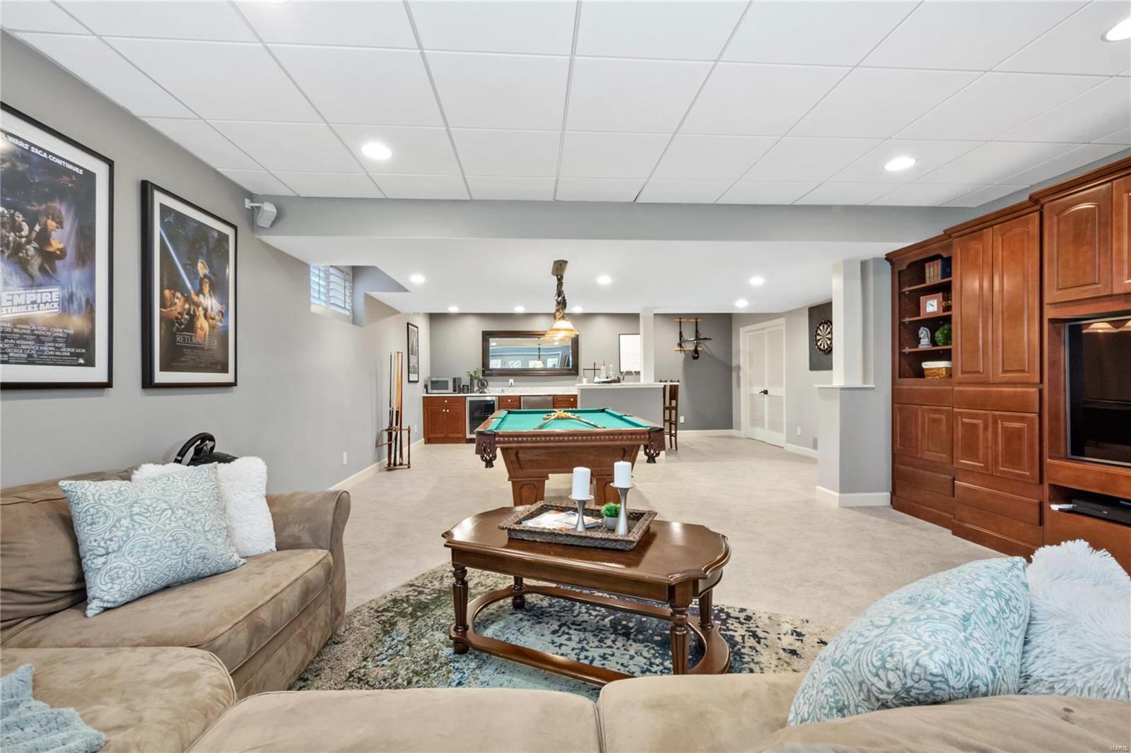 Country Lake Estates Drive - Residential