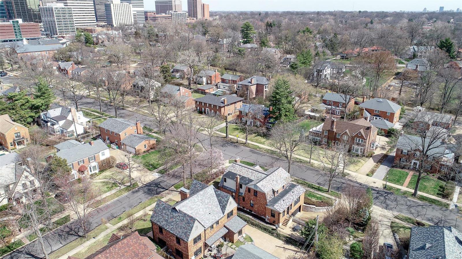 Davis Place - Residential