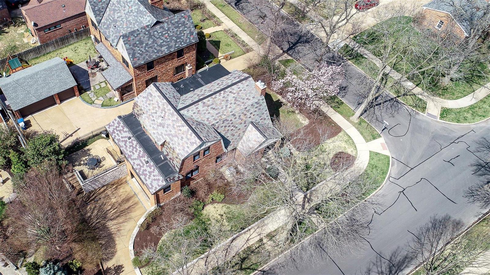 Davis Place - Residential