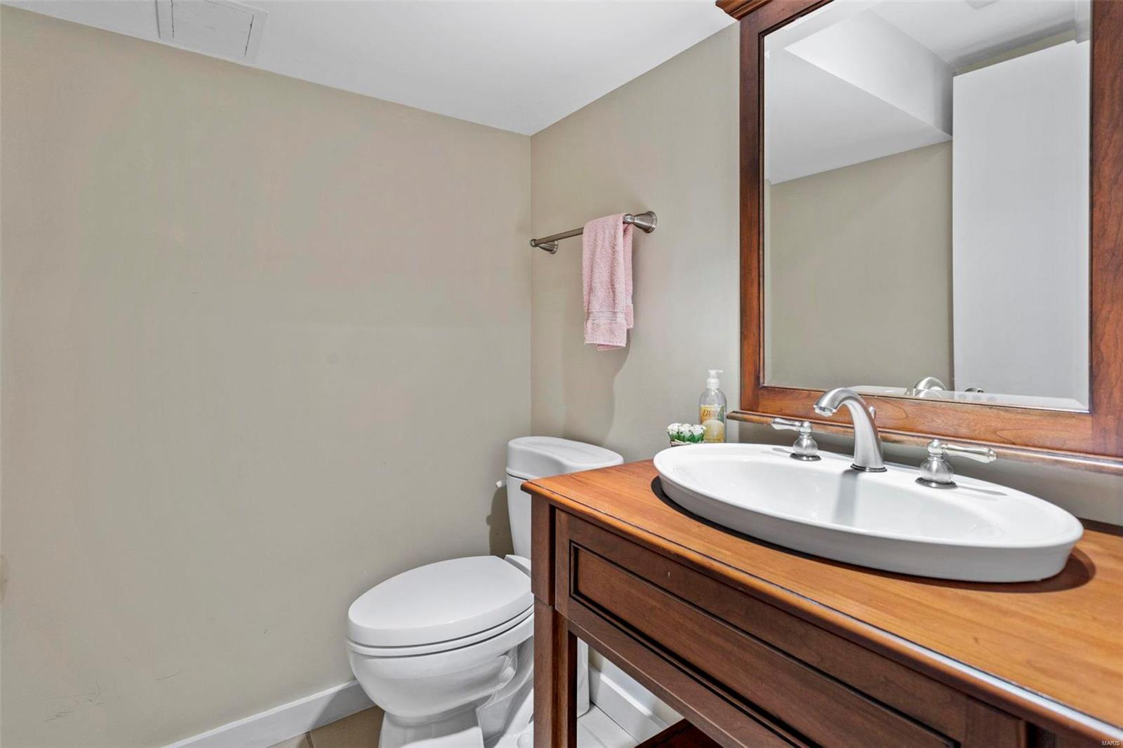 Davis Place - Residential