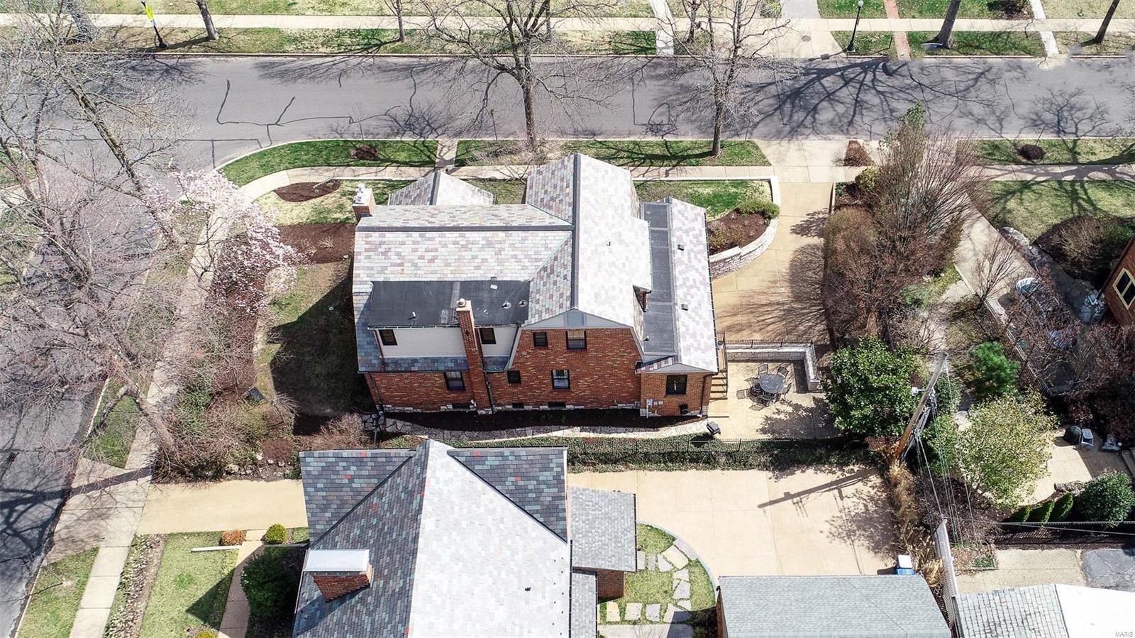 Davis Place - Residential