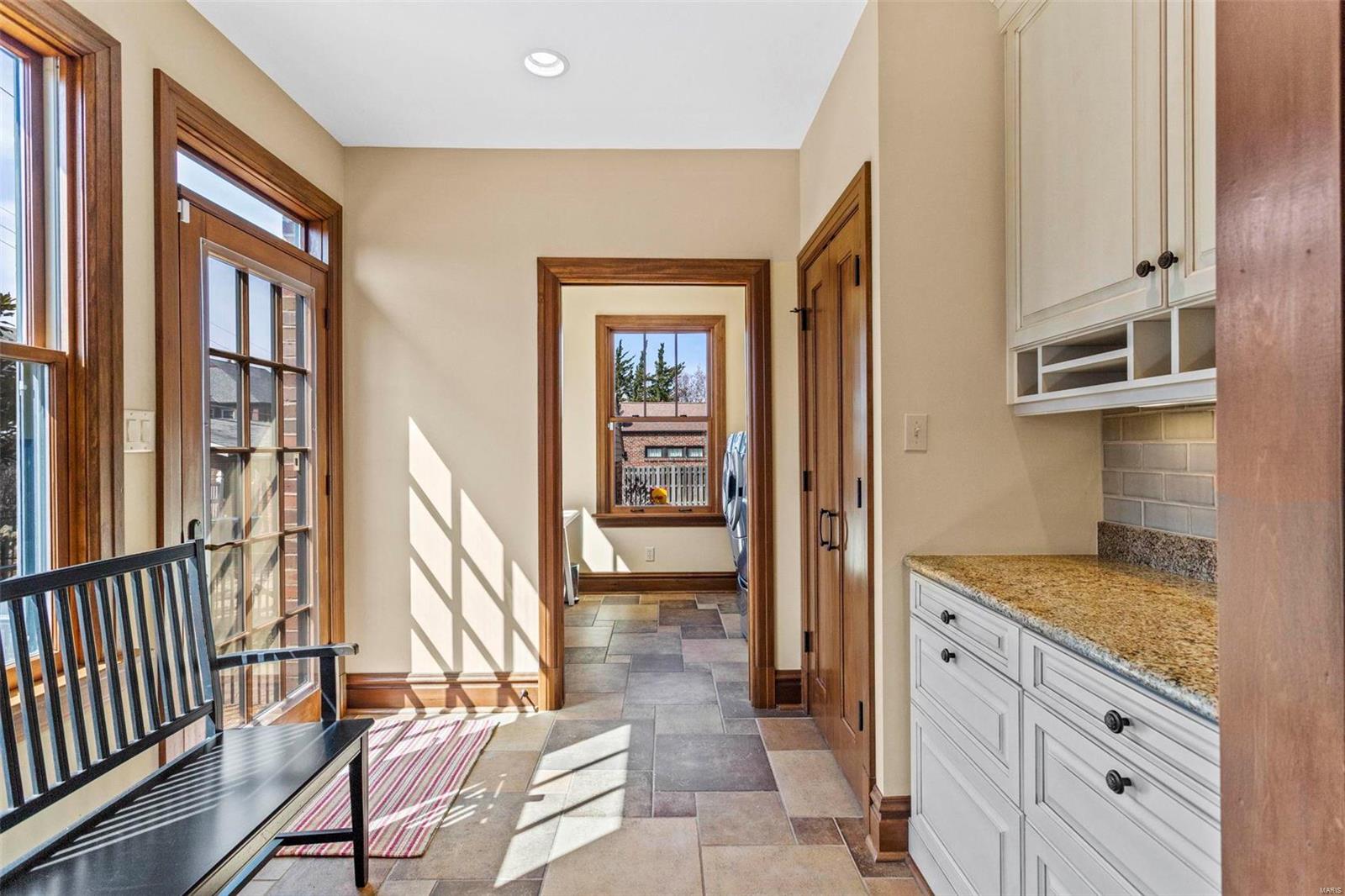 Davis Place - Residential