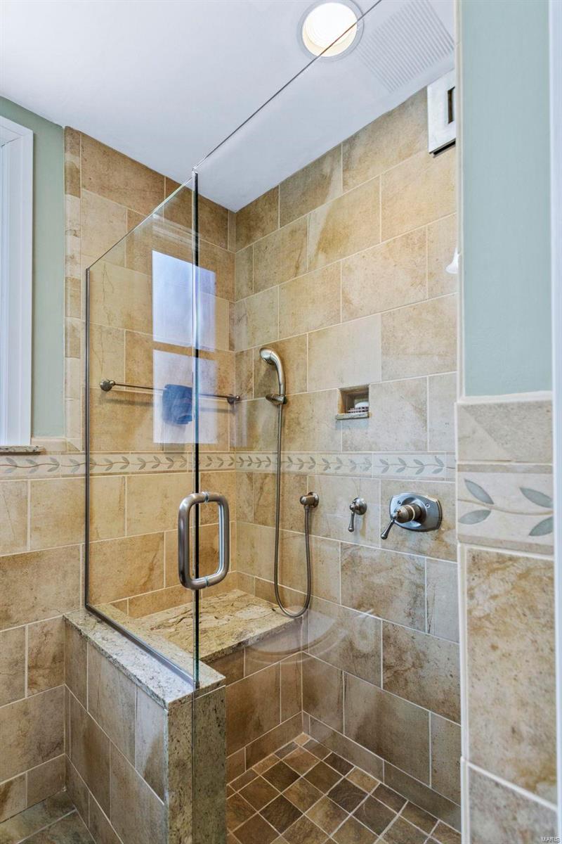 Davis Place - Residential