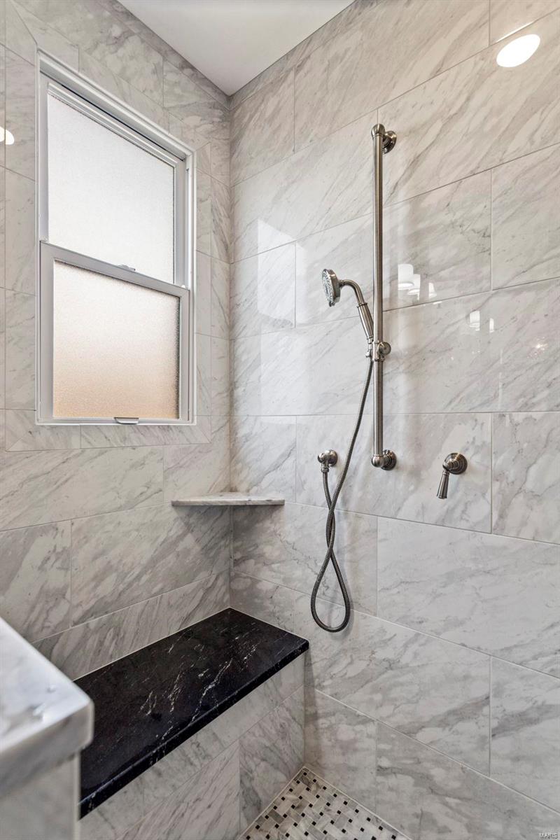 Davis Place - Residential