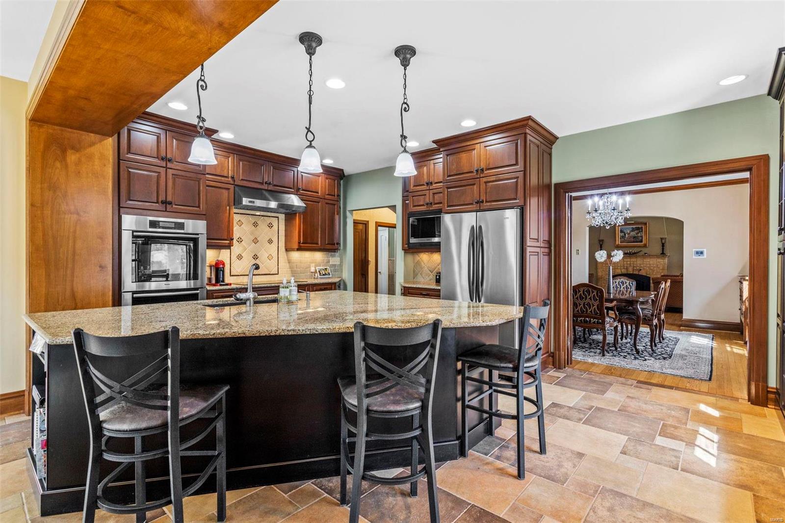 Davis Place - Residential