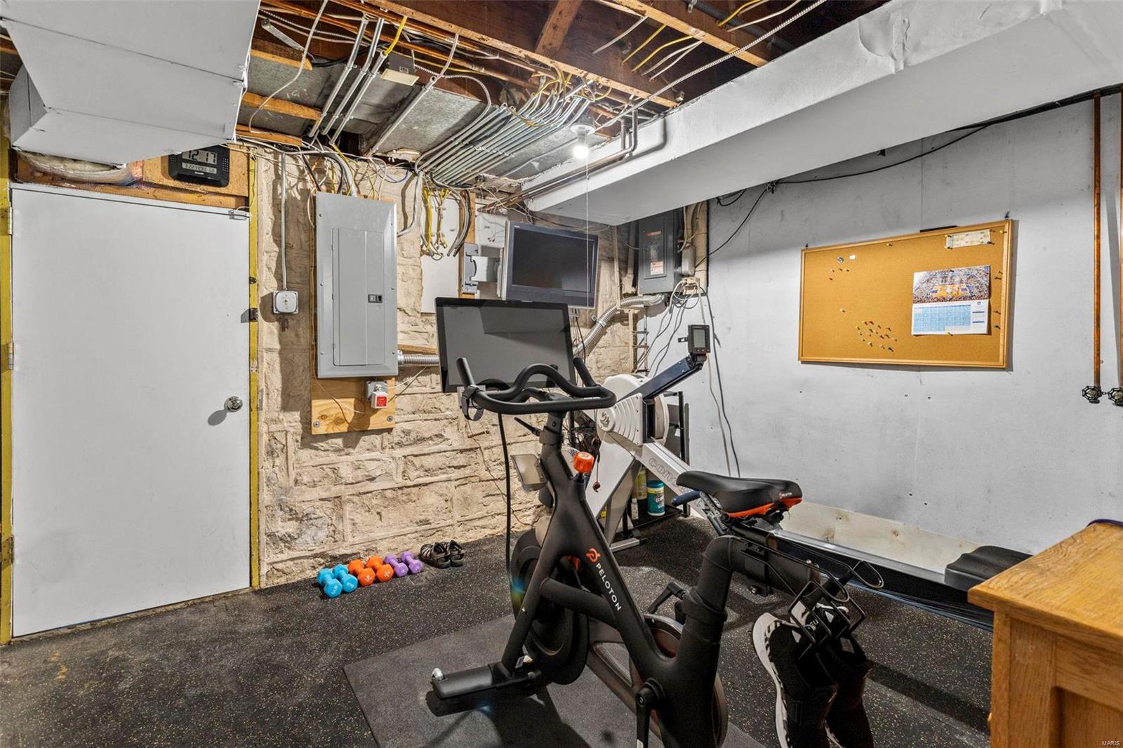 Davis Place - Residential